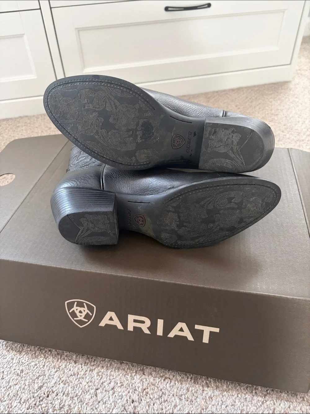Ariat Black Embroidered Leather Cowboy Boots - Picture 3 of 4
